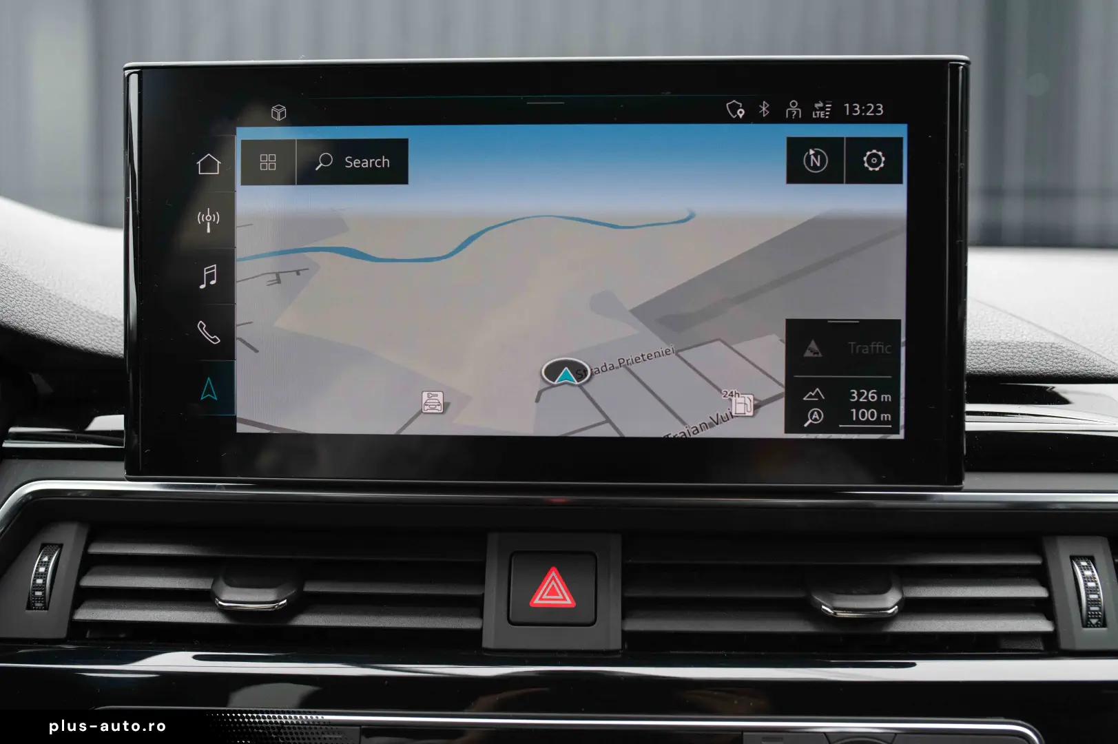 Audi A4 Avant 30 TDI S tronic S line