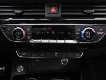 Audi A4 Avant 30 TDI S tronic S line