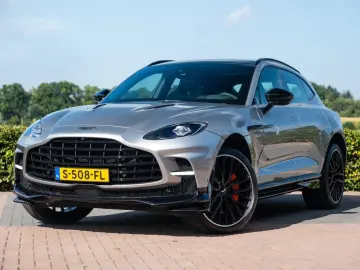 ASTON MARTIN DBX 4.0 V8 707   Volleder   Carbon   Neuwertig