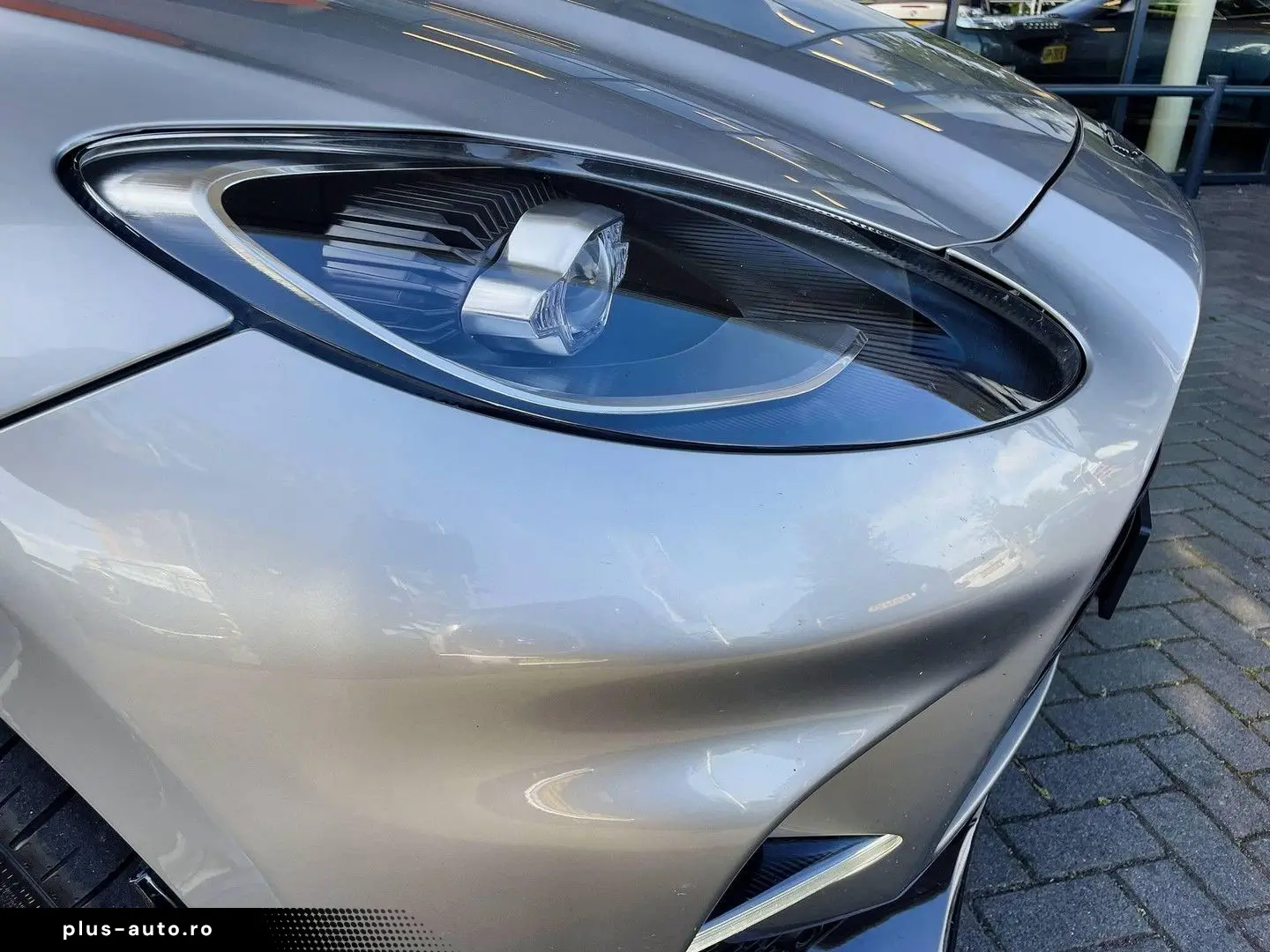 ASTON MARTIN DBX 4.0 V8 707   Volleder   Carbon   Neuwertig