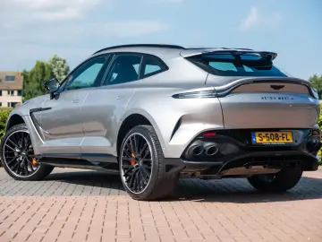 ASTON MARTIN DBX 4.0 V8 707   Volleder   Carbon   Neuwertig