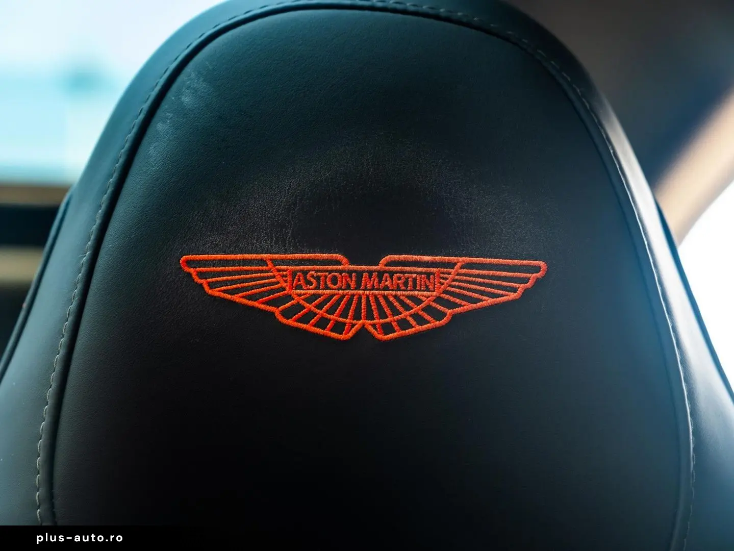 ASTON MARTIN DBX 4.0 V8 707   Volleder   Carbon   Neuwertig