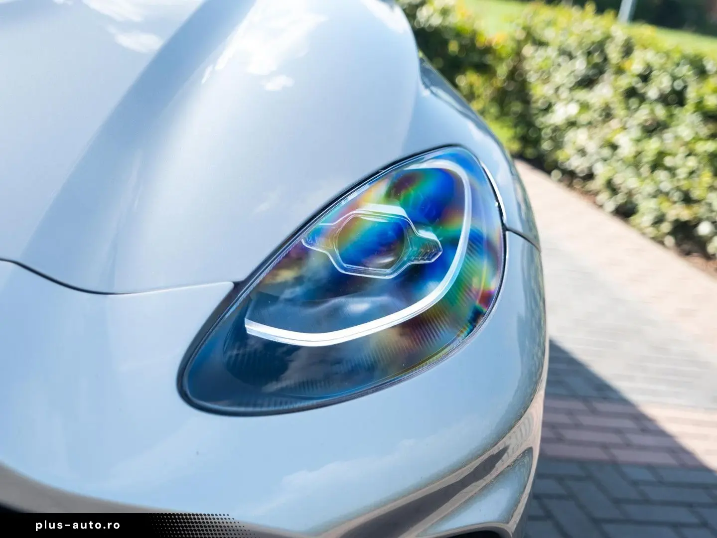 ASTON MARTIN DBX 4.0 V8 707   Volleder   Carbon   Neuwertig