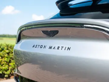 ASTON MARTIN DBX 4.0 V8 707   Volleder   Carbon   Neuwertig
