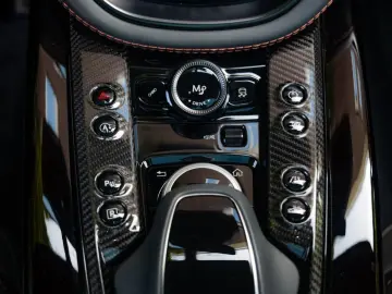 ASTON MARTIN DBX 4.0 V8 707   Volleder   Carbon   Neuwertig