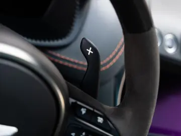 ASTON MARTIN DBX 4.0 V8 707   Volleder   Carbon   Neuwertig