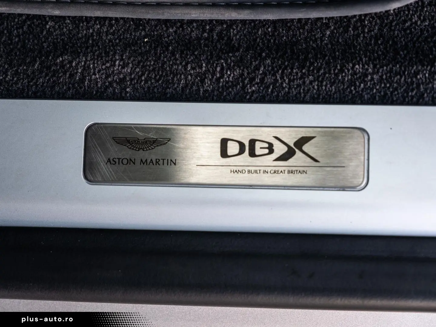 ASTON MARTIN DBX 4.0 V8 707   Volleder   Carbon   Neuwertig