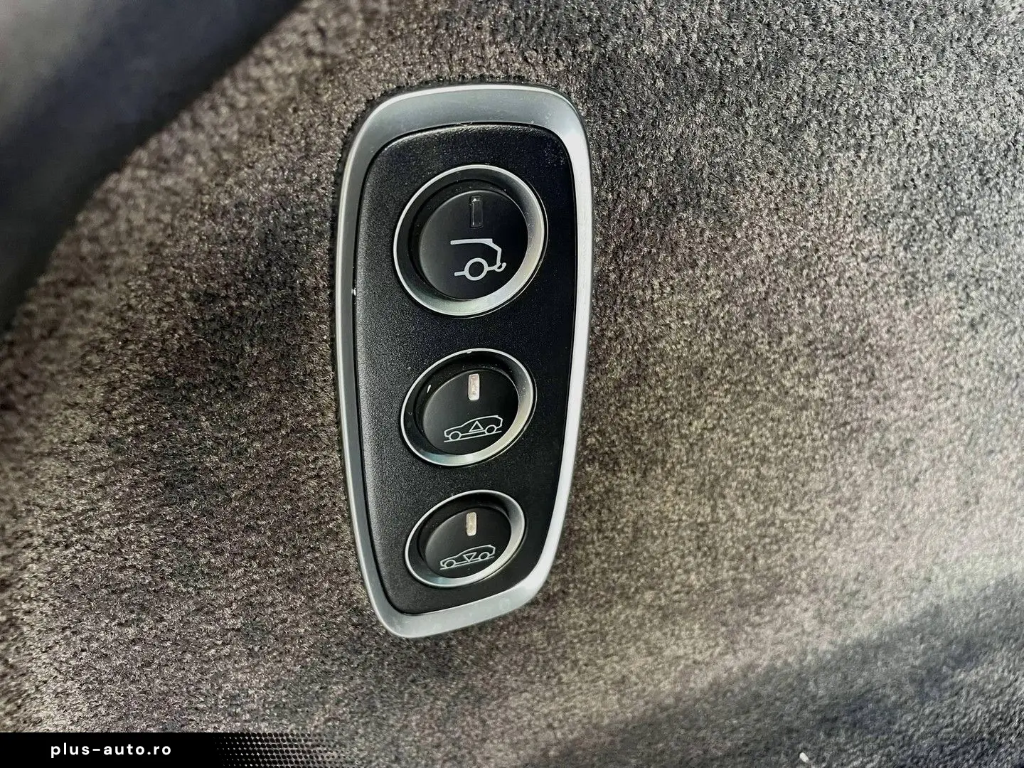 ASTON MARTIN DBX 4.0 V8 707   Volleder   Carbon   Neuwertig