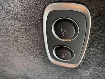 ASTON MARTIN DBX 4.0 V8 707   Volleder   Carbon   Neuwertig