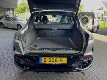 ASTON MARTIN DBX 4.0 V8 707   Volleder   Carbon   Neuwertig