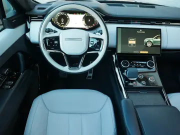 LAND ROVER RRS D350 First Edition Pano Webasto TV screens