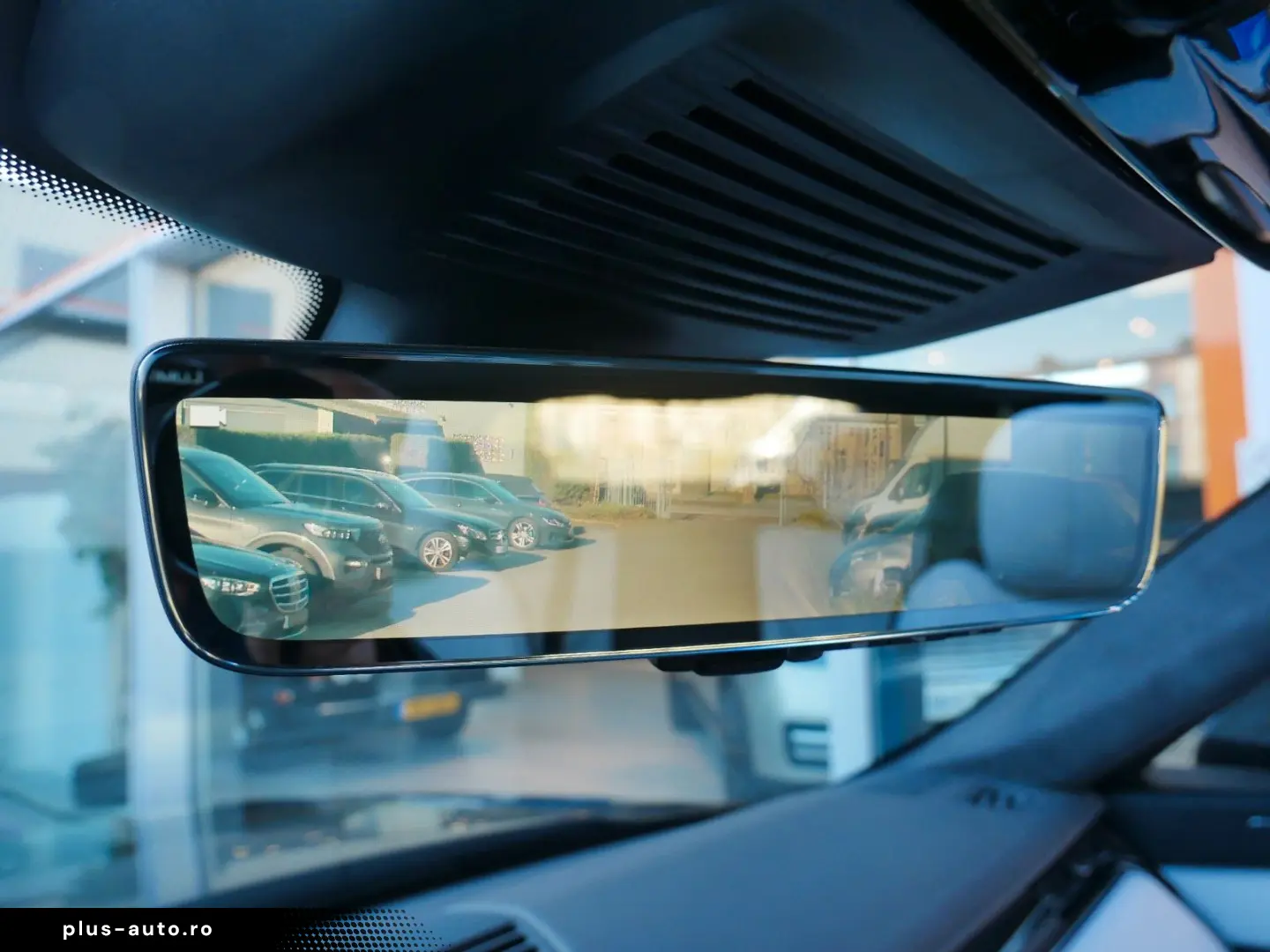 LAND ROVER RRS D350 First Edition Pano Webasto TV screens