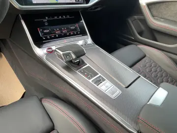 AUDI RS 7 SB 4.0 TFSI quattro