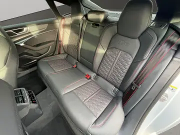 AUDI RS 7 SB 4.0 TFSI quattro