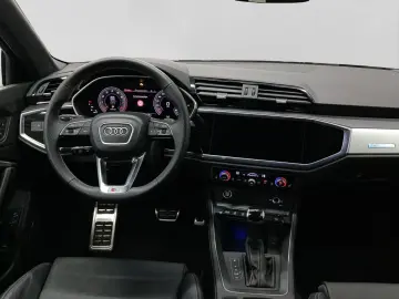 AUDI Q3 35 TFSI 2x S LINE