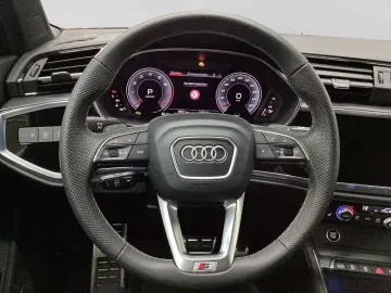 AUDI Q3 35 TFSI 2x S LINE
