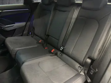 AUDI Q3 40 TFSI S line quattro