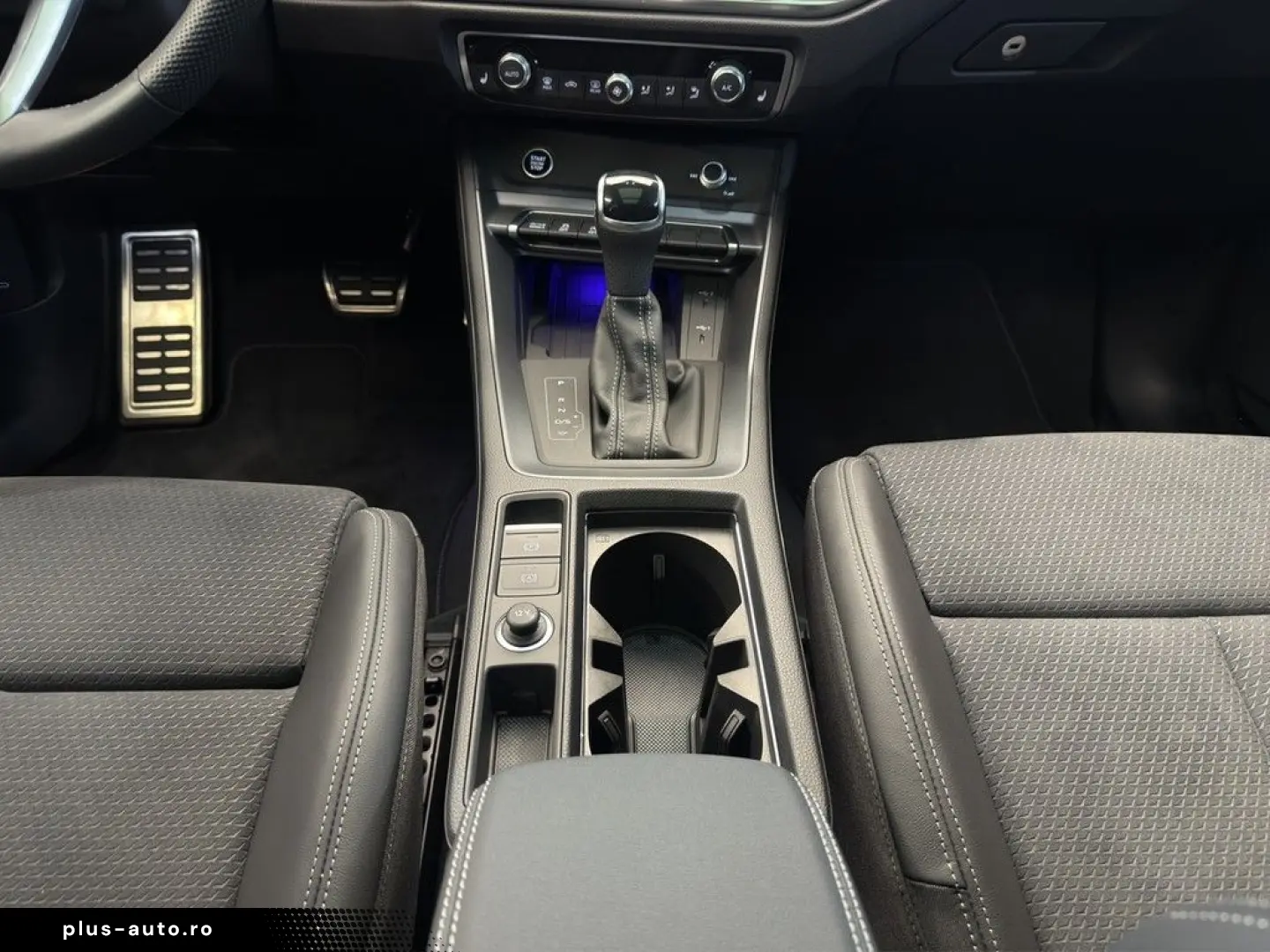 AUDI Q3 40 TFSI S line quattro