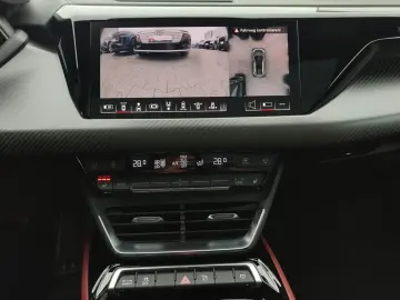 AUDI RS e-tron GT quattro