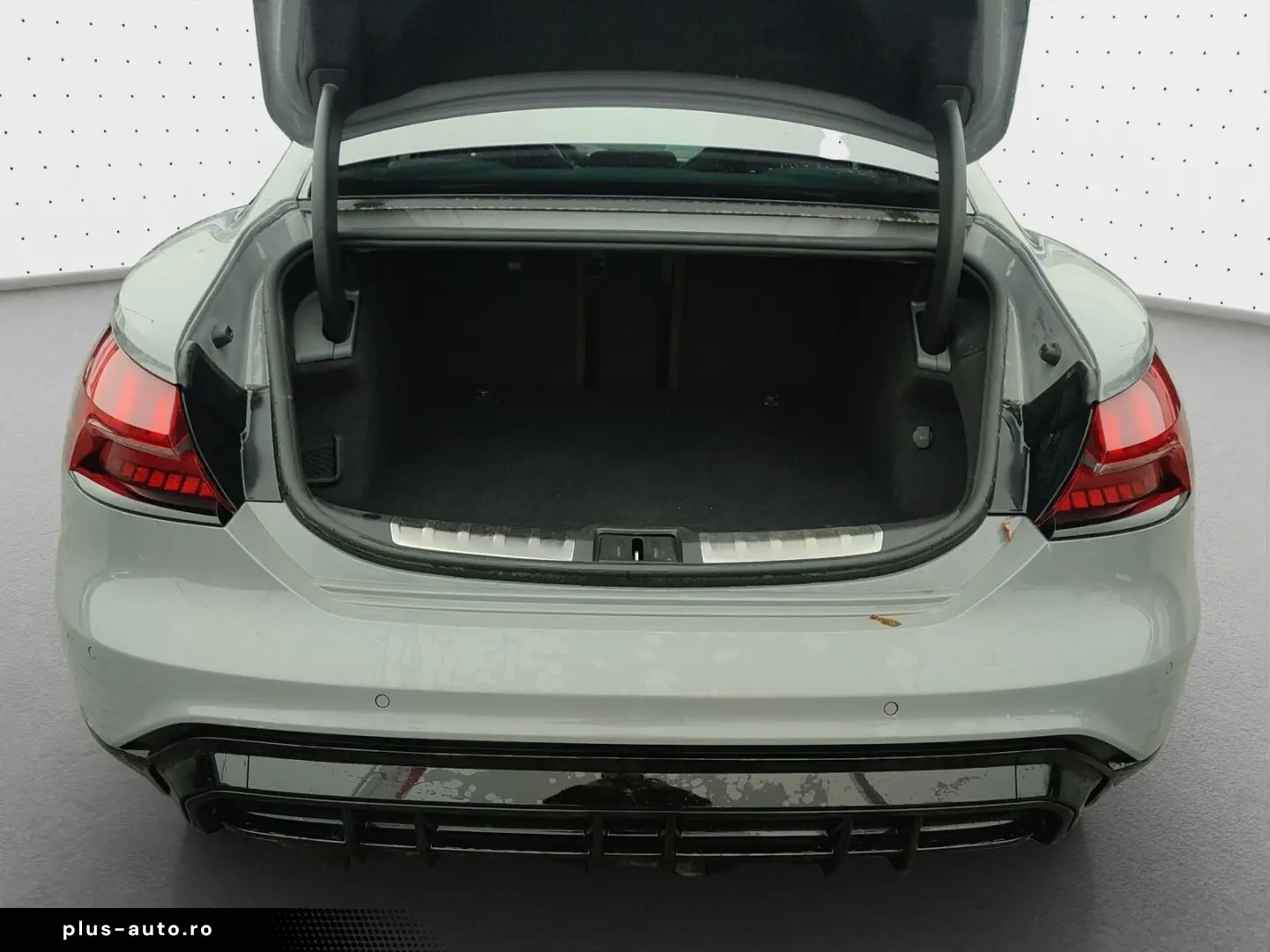 AUDI RS e-tron GT quattro