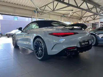 MERCEDES-BENZ SL 43 AMG