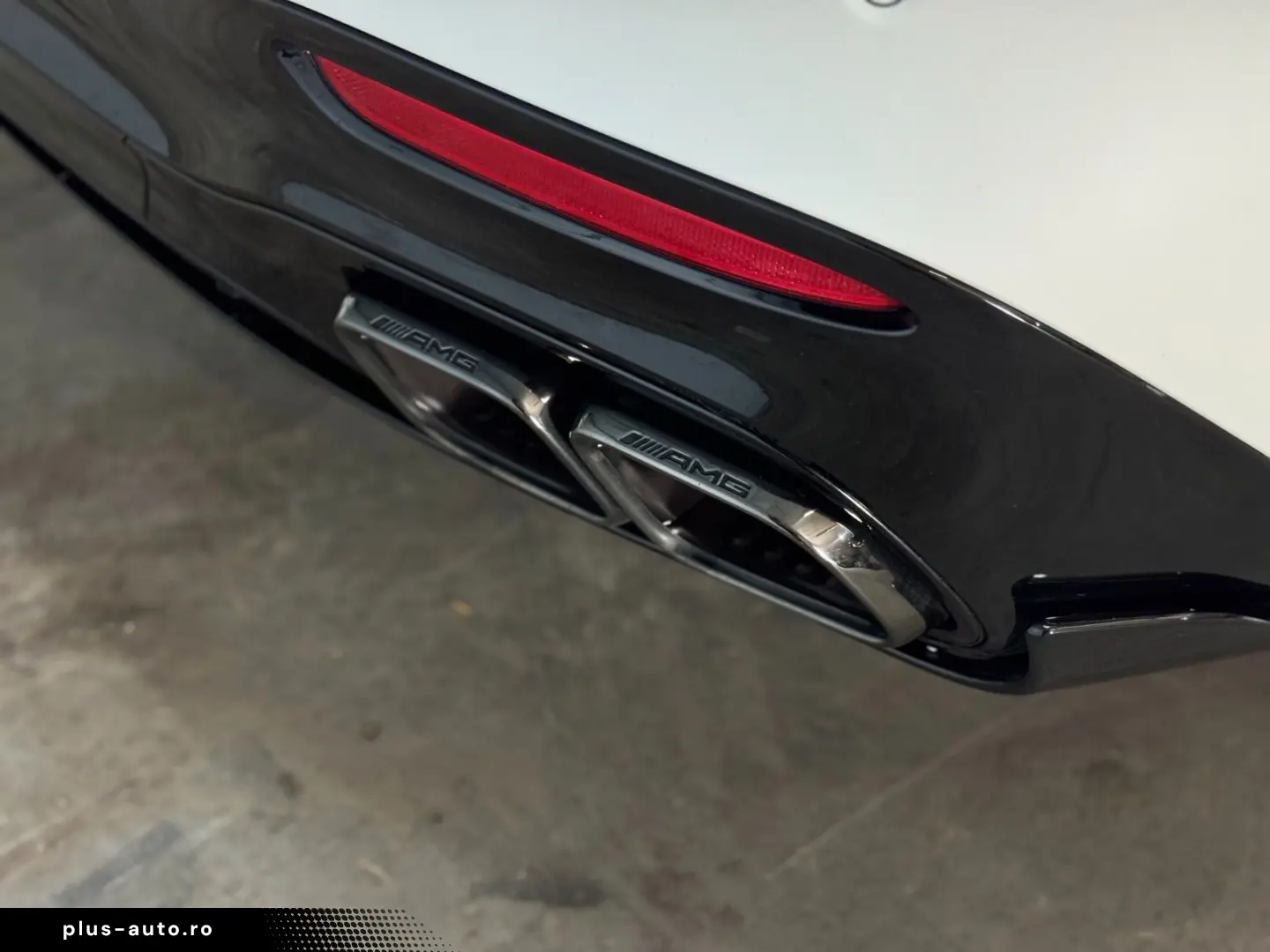 MERCEDES-BENZ SL 63 AMG 4 Matic