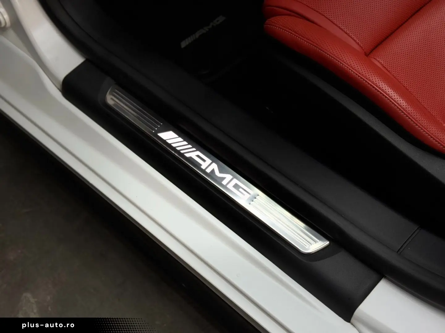 MERCEDES-BENZ SL 63 AMG 4 Matic