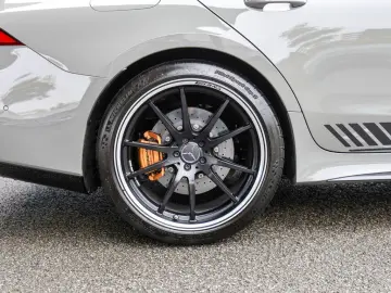 MERCEDES-BENZ AMG GT 63 S 4M