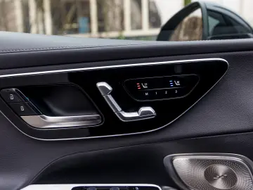 Mercedes Benz GLC 300e 4 Matic AMG