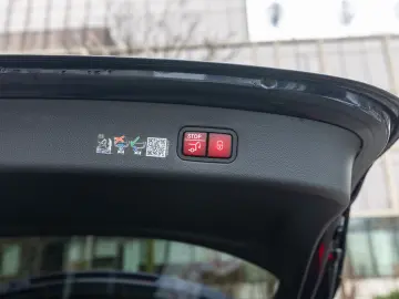 Mercedes Benz GLC 300e 4 Matic AMG