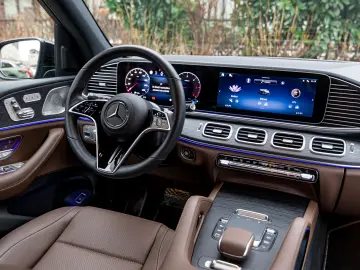 Mercedes Benz GLE SUV 300d 4 Matic 2025