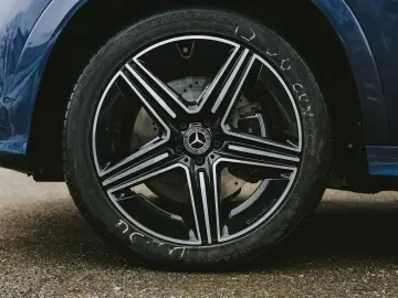 Mercedes Benz GLE SUV 300d 4 Matic 2025