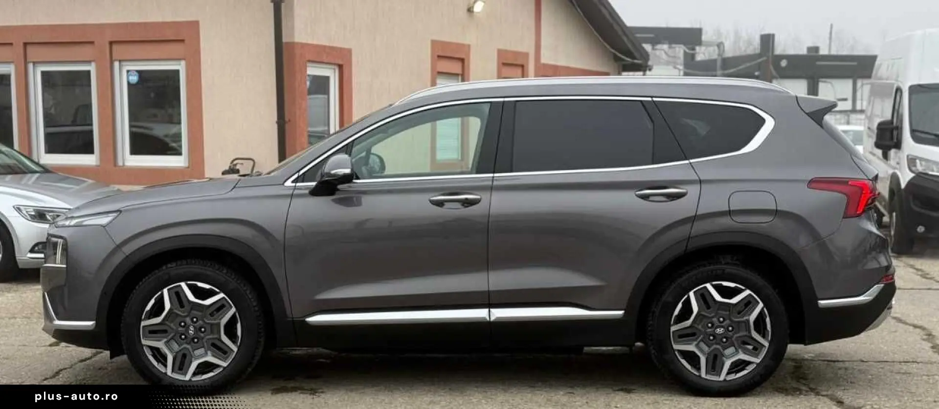 Hyundai Santa-Fe Gen-Iv-2018