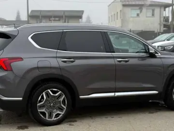 Hyundai Santa-Fe Gen-Iv-2018