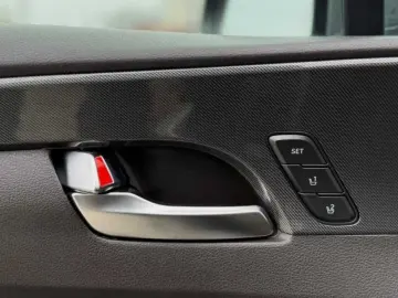 Hyundai Santa-Fe Gen-Iv-2018