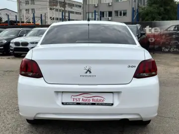 Peugeot 301