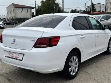 Peugeot 301