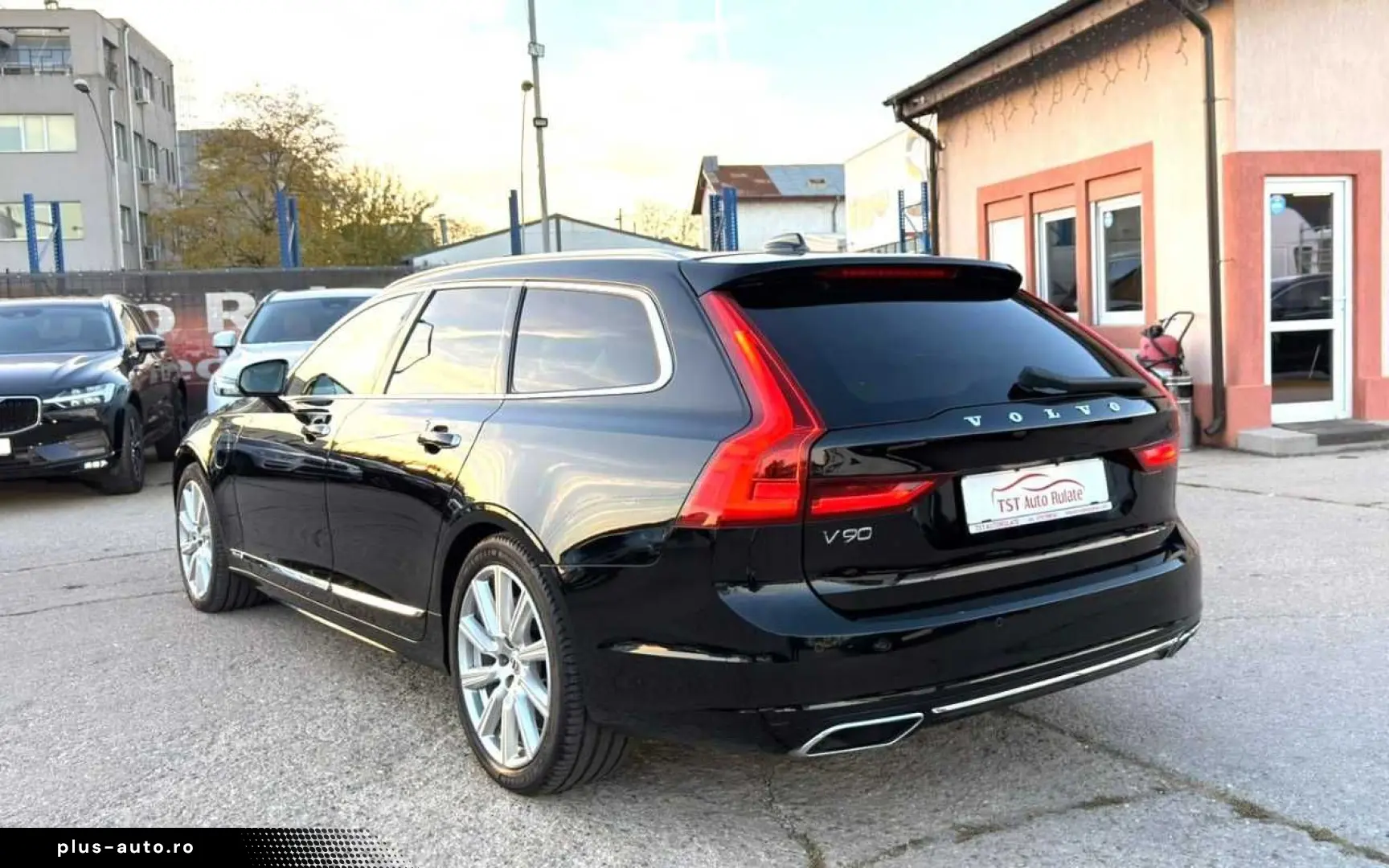 Volvo V90
