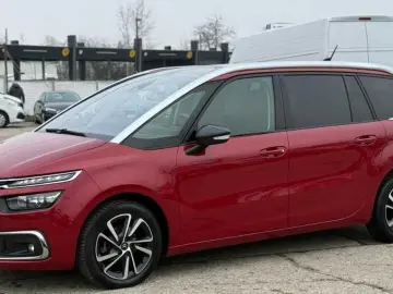 Citroen C4-Grand-Space-Tourer