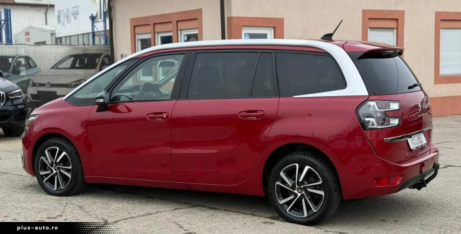 Citroen C4-Grand-Space-Tourer