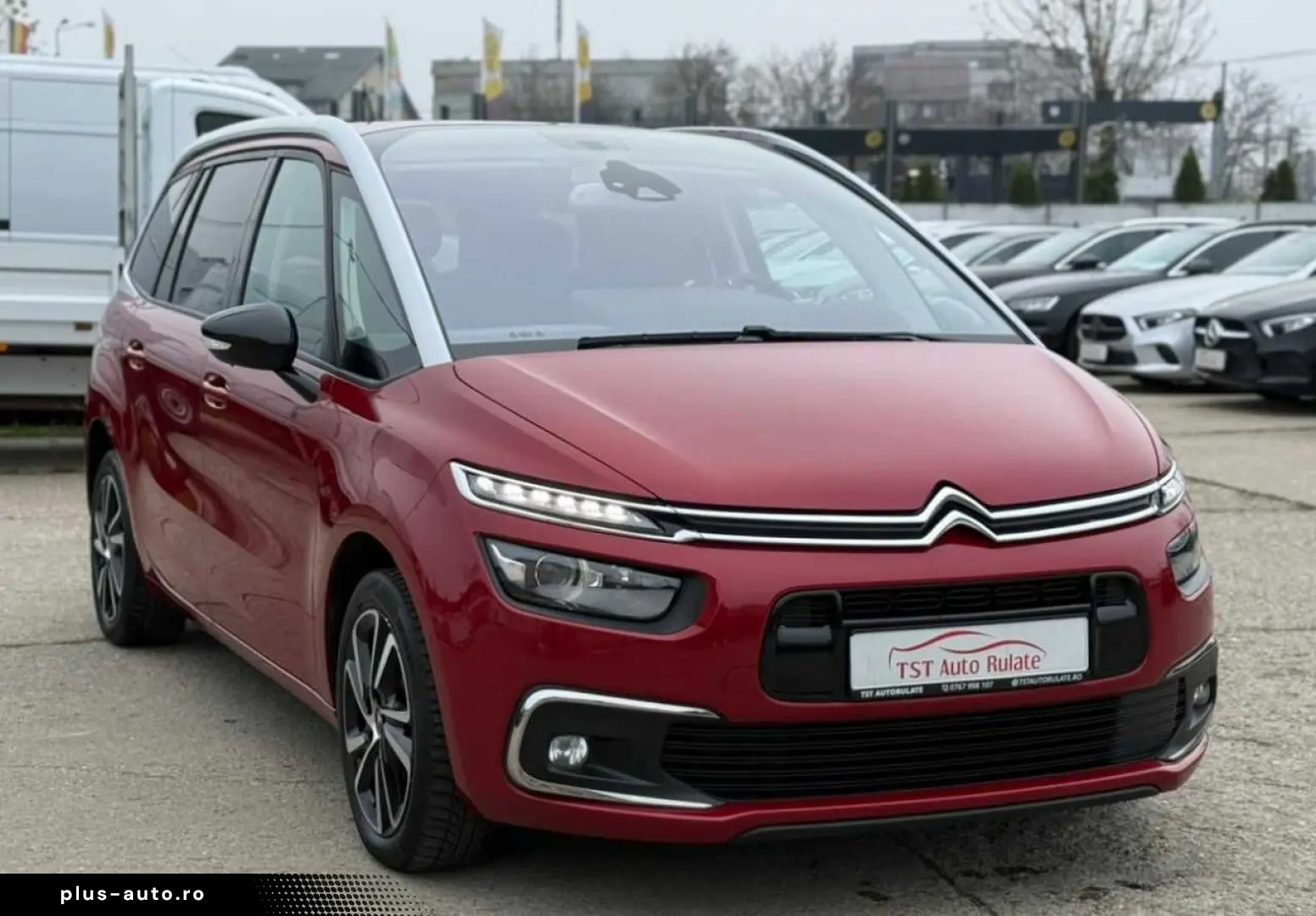 Citroen C4-Grand-Space-Tourer