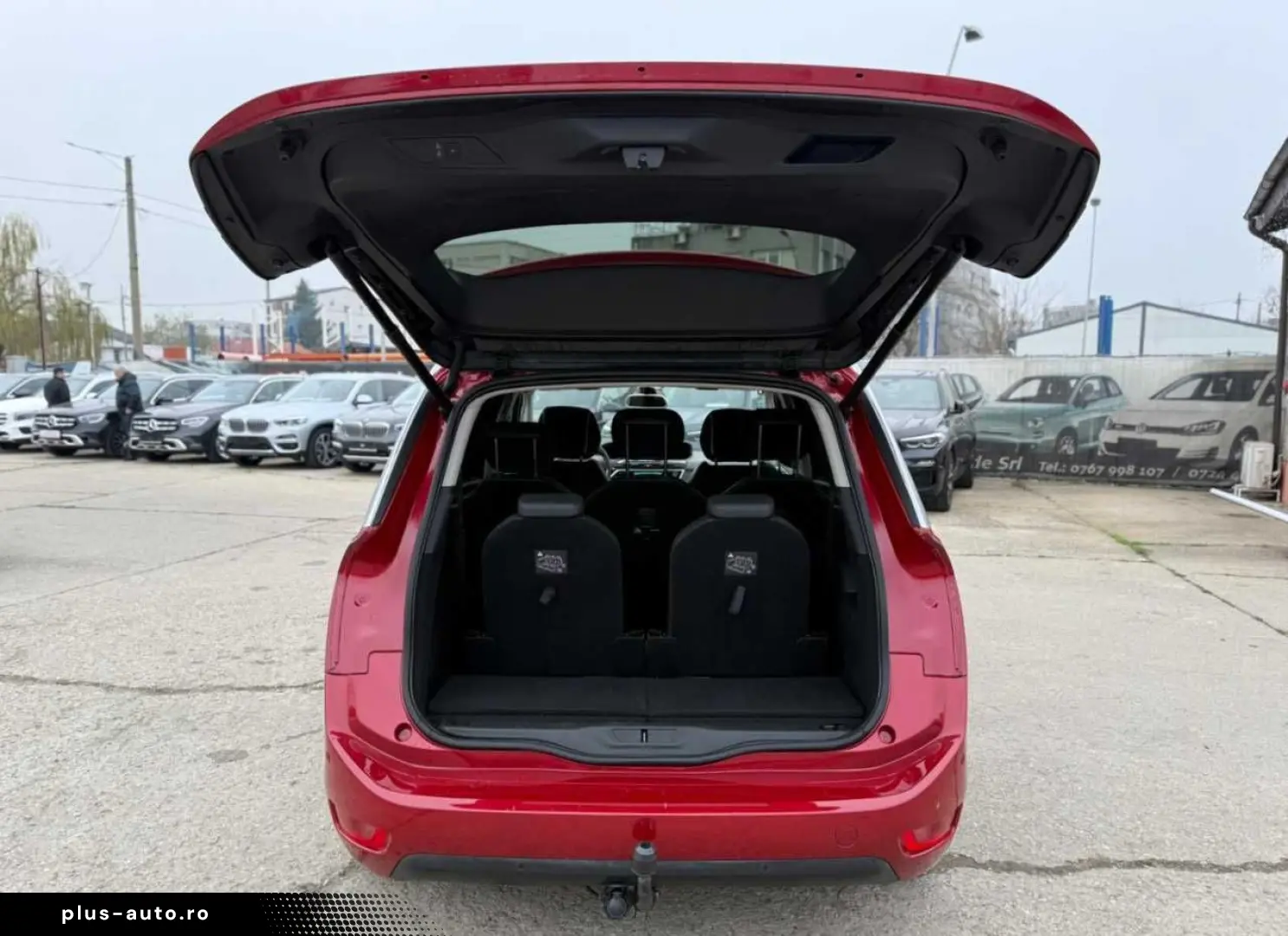 Citroen C4-Grand-Space-Tourer