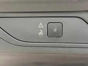 Citroen C4-Grand-Space-Tourer