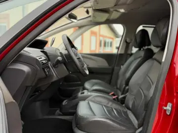 Citroen C4-Grand-Space-Tourer