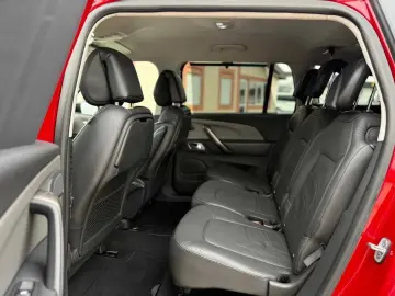 Citroen C4-Grand-Space-Tourer