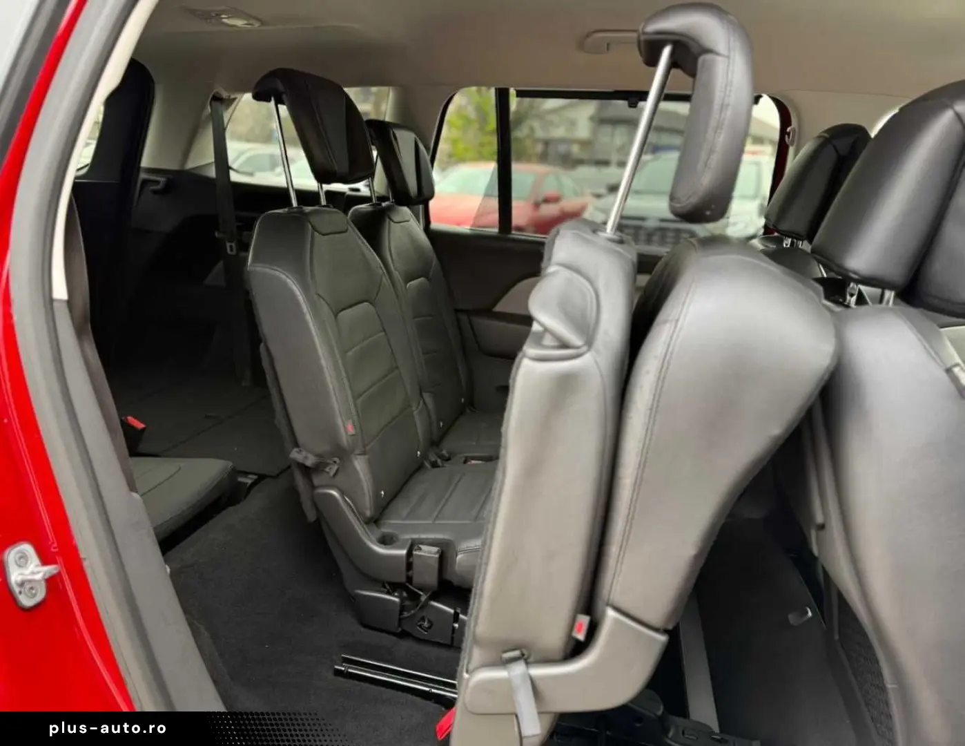 Citroen C4-Grand-Space-Tourer