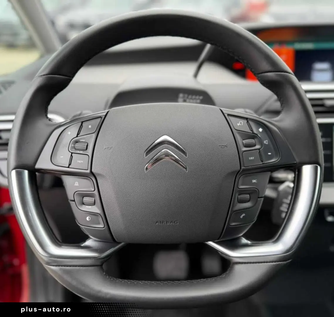 Citroen C4-Grand-Space-Tourer