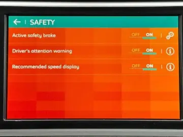 Citroen C4-Grand-Space-Tourer