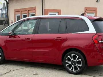 Citroen C4-Grand-Space-Tourer