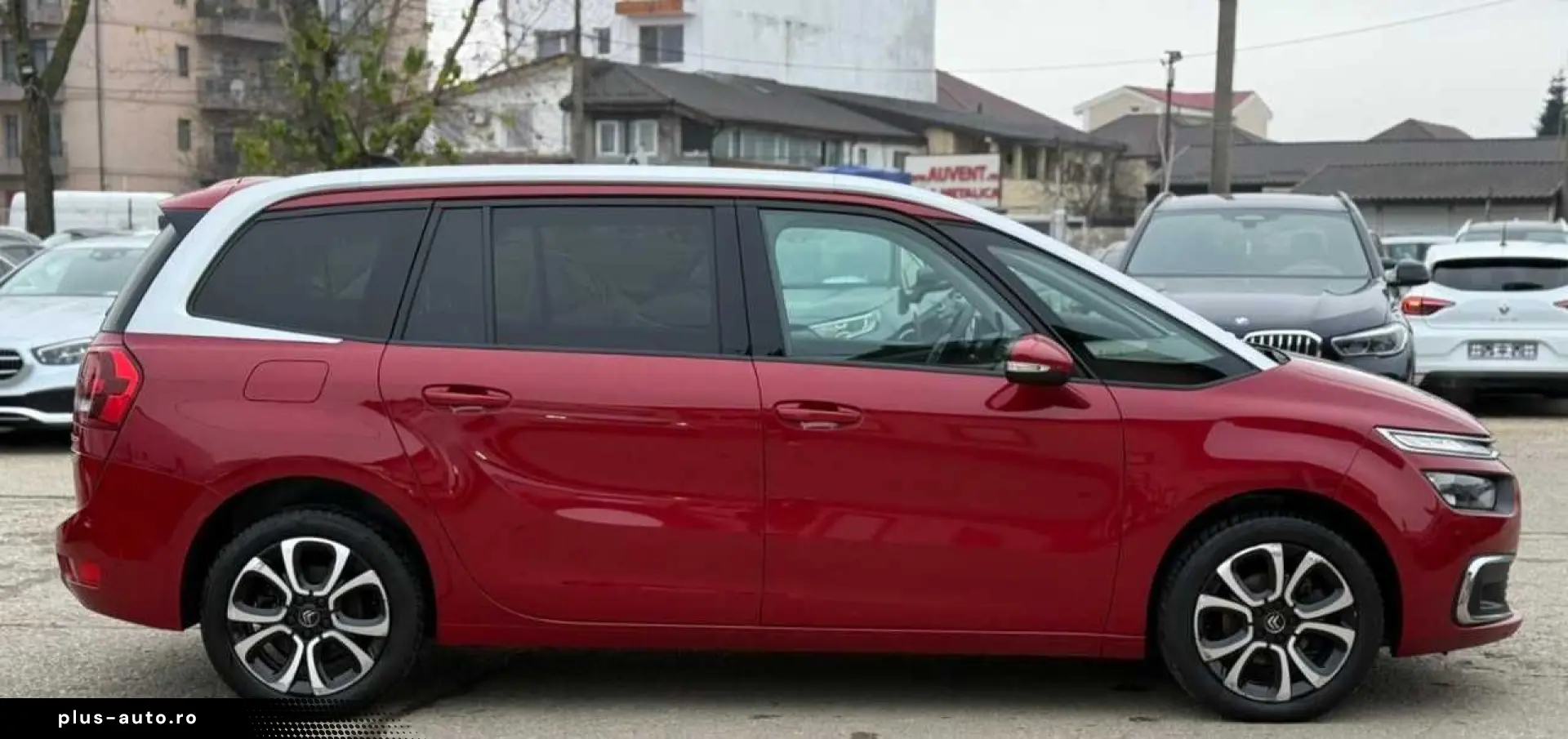 Citroen C4-Grand-Space-Tourer